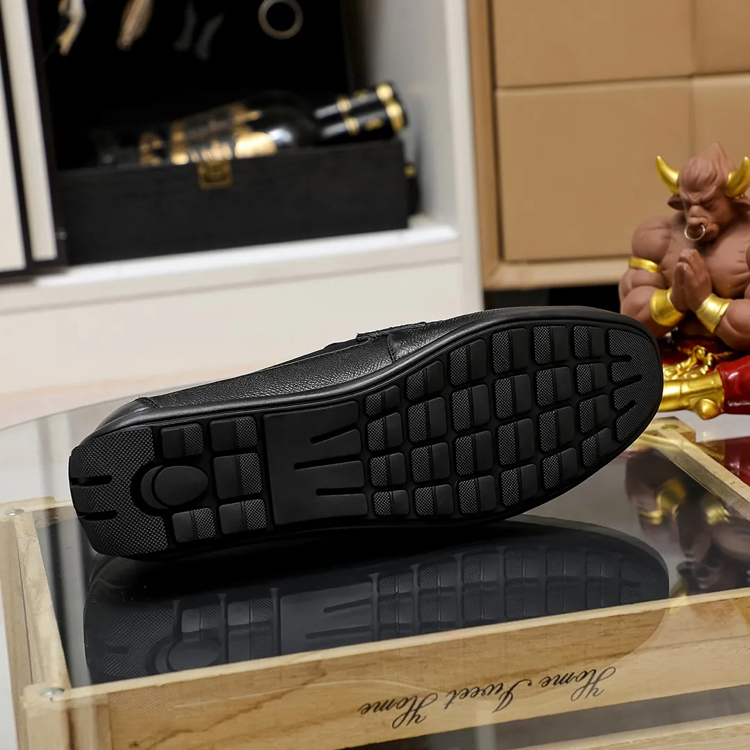Men's shoes 💰360 🕷🕷【Ferragamo】Ferragamo Popular fashionable casual slip-on shoes🇨🇳Official website counter 1:1 production, original mold opening💯Good quality visible, imported high-end first-layer calfskin, luxurious pigskin lining🌿Very clear texture, high-quality waterproof, non-slip and wear-resistant outsole🎋High quality and low price, truly handmade🍓2 colors, code number 38-45
